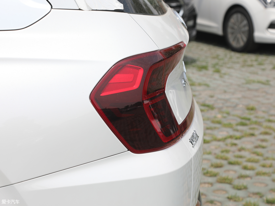 2019F_ Ĵ_ 380 TGDi DLX ԄӃ