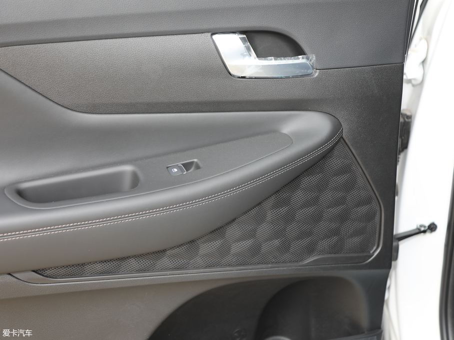 2019F_ Ĵ_ 380 TGDi DLX ԄӃ