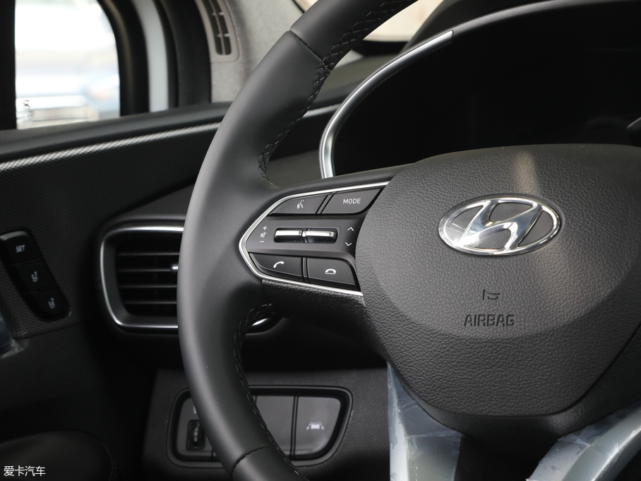 2019F_ Ĵ_ 380 TGDi DLX ԄӃ