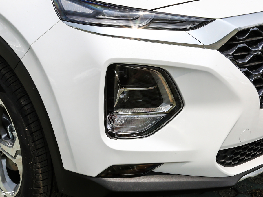 2019F_ Ĵ_ 380 TGDi DLX Ԅ