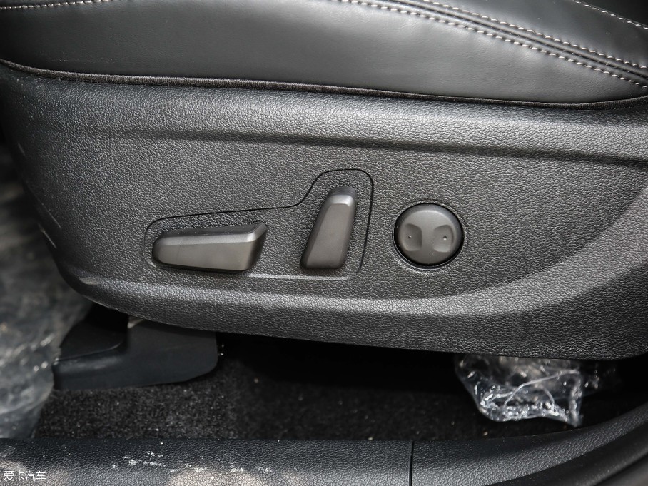 2019F_ Ĵ_ 380 TGDi DLX Ԅ