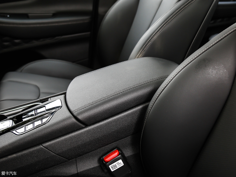 2019F_ Ĵ_ 380 TGDi DLX Ԅ