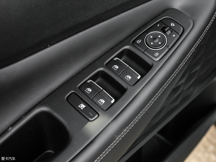 2019F_ Ĵ_ 380 TGDi DLX Ԅ