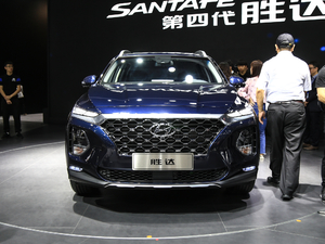 2019Ĵ_ 380 TGDi DLX ԄӃ w^