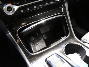 2019Ĵ_ 380 TGDi DLX ԄӃ g