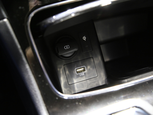 2019Ĵ_(d) 380 TGDi DLX Ԅ(dng)(q) g