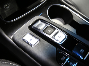 2019Ĵ_ 380 TGDi DLX ԄӃ п؅^