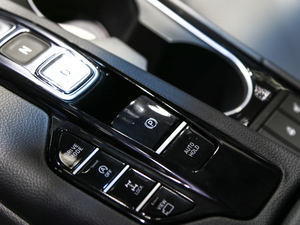 2019Ĵ_ 380 TGDi DLX ԄӃ п؅^