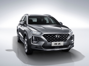 2019Ĵ_ 380 TGDi DLX ԄӃ w^