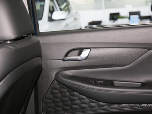 2019Ĵ_ 380 TGDi TOP ԄŞ g