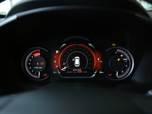 2019Ĵ_ 380 TGDi TOP ԄŞ п؅^