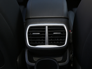 2019Ĵ_ 380 TGDi DLX ԄӃ п؅^