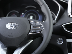 2019Ĵ_ 380 TGDi DLX ԄӃ п؅^