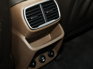 2019Ĵ_ 380 TGDi TOP ԄŞ g