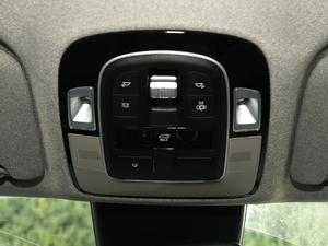 2019Ĵ_ 380 TGDi TOP ԄŞ g