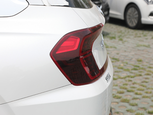 2019Ĵ_ 380 TGDi DLX ԄӃ ^