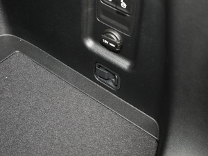 2019Ĵ_ 380 TGDi DLX ԄӃ g