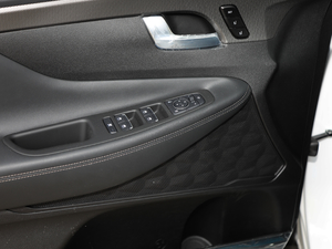 2019Ĵ_ 380 TGDi DLX ԄӃ п؅^(q)