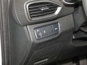 2019Ĵ_ 380 TGDi DLX ԄӃ п؅^(q)