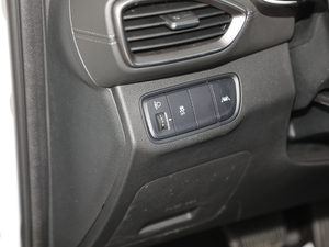 2019Ĵ_ 380 TGDi DLX ԄӃ п؅^(q)