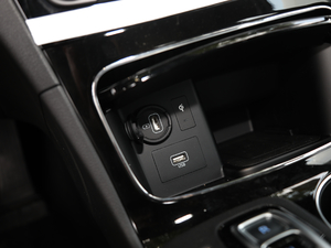 2019Ĵ_ 380 TGDi DLX ԄӃ п؅^(q)