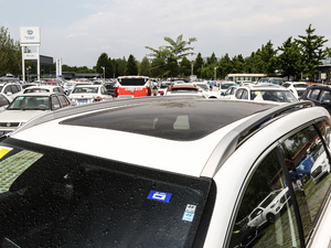 2019款第四代胜达 380 TGDi DLX 自动四驱智尊版 车顶