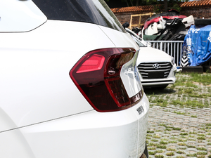 2019Ĵ_ 380 TGDi DLX Ԅ ^