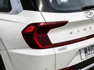 2019Ĵ_ 380 TGDi DLX Ԅ ^