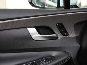 2019Ĵ_ 380 TGDi DLX Ԅ g