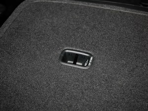 2019Ĵ_ 380 TGDi GLS ԄӃA g