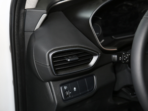 2019Ĵ_ 380 TGDi GLS ԄӃA g