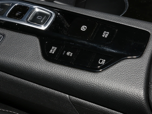 2019Ĵ_ 380 TGDi GLS ԄӃA п؅^