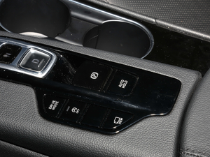 2019Ĵ_(d) 380 TGDi GLS Ԅ(dng)(q)A v܇Ƅ(dng)