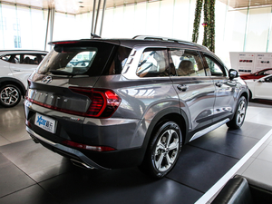 2019款第四代胜达 380 TGDi GLS 自动两驱豪华版 整体外观