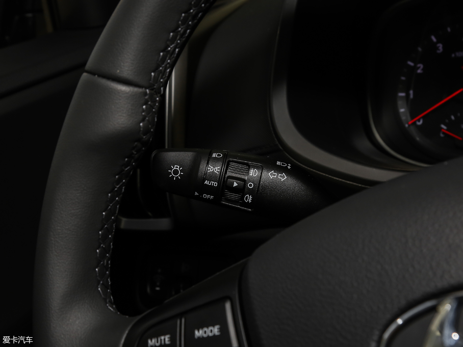 2019F(xin)ix35 2.0L ԄӃ(q)¡ V