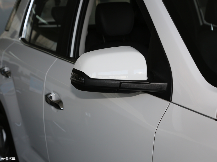 2019F(xin)ix35 2.0L ԄӃ(q)¡(lin) V