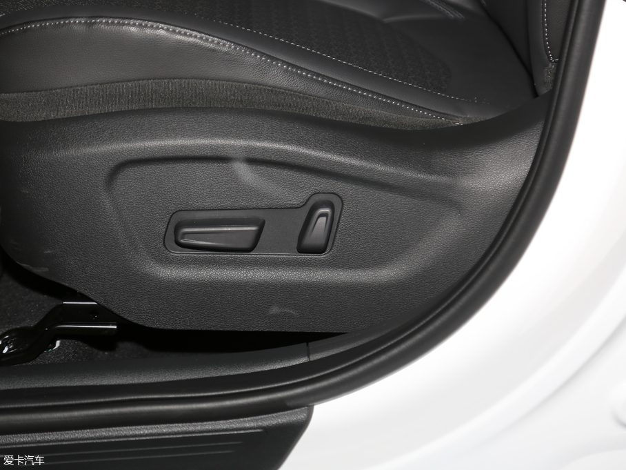 2019F(xin)ix35 2.0L ԄӃ(q)¡(lin) V