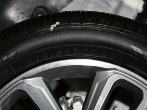 2019款1.4T DCT两驱智勇·畅享版 国VI 轮胎尺寸