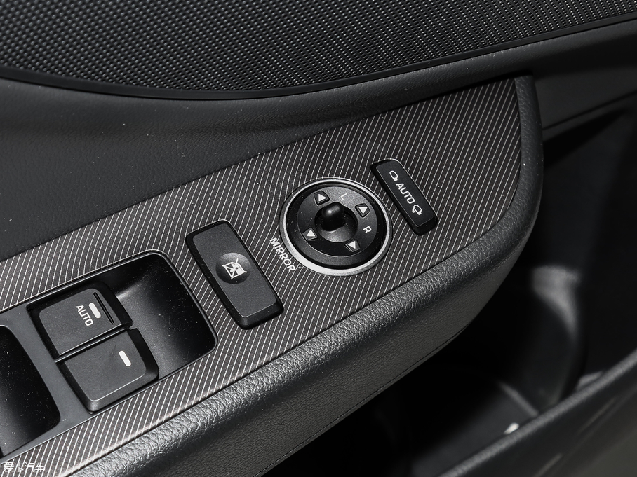 2019�����D 1.8L �Ԅ������ͼo��� ��V