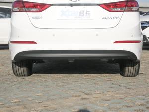 2019款1.5L CVT智炫豪华型 国VI 排气管