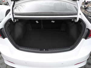 2019款1.5L CVT智炫豪华型 国VI 行李厢空间