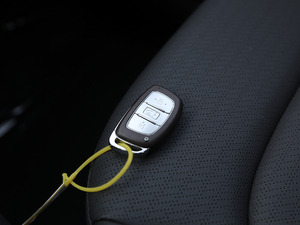 2019款1.5L CVT智炫豪华型 国VI 车钥匙
