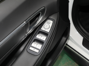 2020270TGDi DCTIȰ {܇ƅ^	