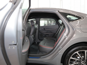 2020Ŀ 380TGDi Ԅ ſg