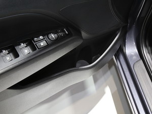 2019款插电混动 1.6L PHP智行版 中控区