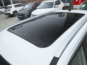 2020款1.5L CVT智能型 车顶