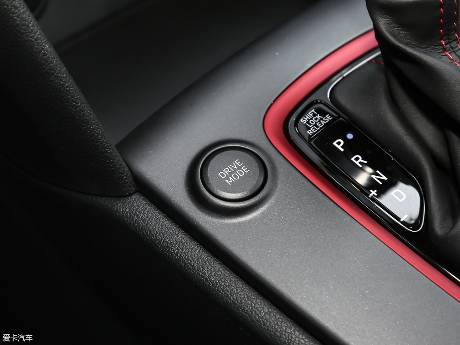 2019ENCINO ϣZ 1.6T Fb