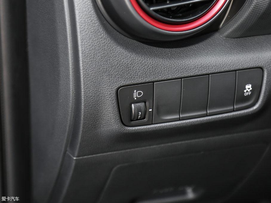 2019ENCINO ϣZ 1.6T Fb