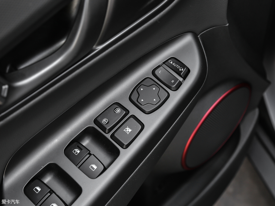 2019ENCINO ϣZ 1.6T Fb