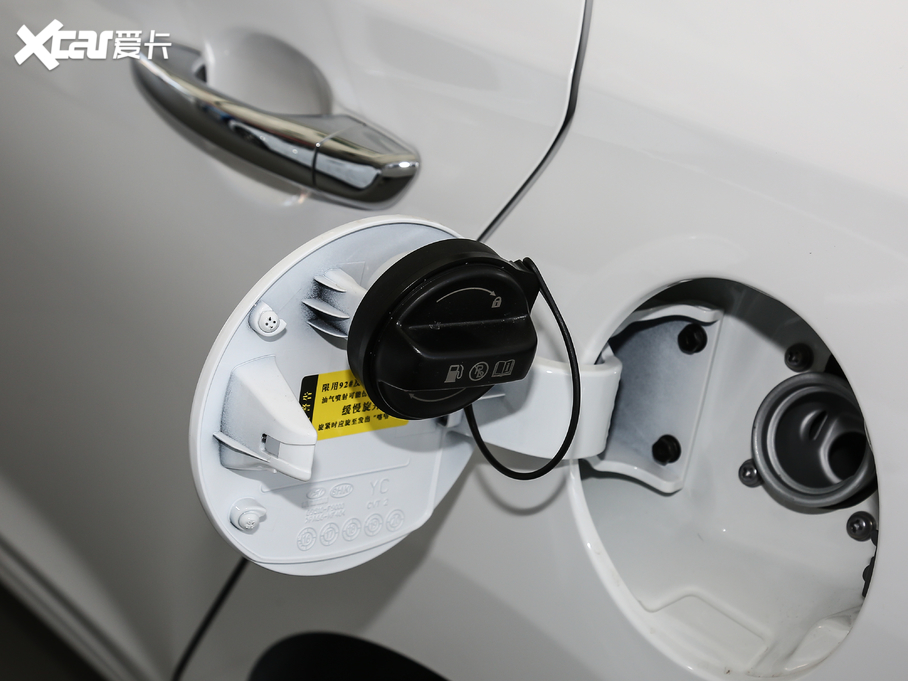 2020{ 1.4L CVTſGLS